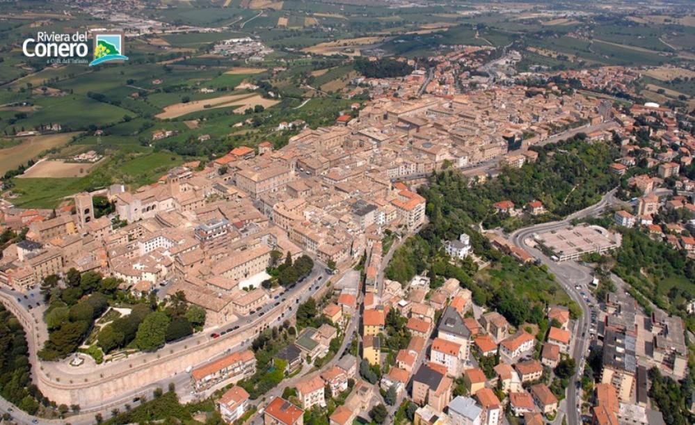 Apartmán Osimo Nel Cuore Del Centro, Free Wi-Fi E Netflix Exteriér fotografie